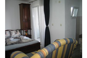 Montenegro Privát Dobra Voda, Interno